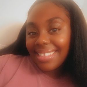 Meet your Posher, Karina